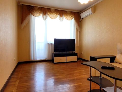 квартира по адресу Гвардейцев-Широнинцев ул., 49б