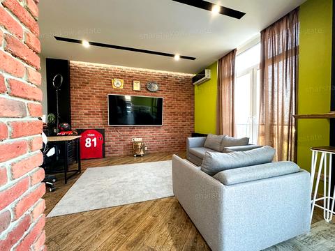 квартира за адресою Регенераторна вул., 4 к5