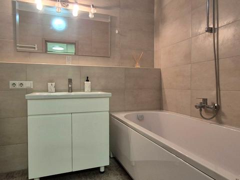 квартира по адресу Драгоманова ул., 2