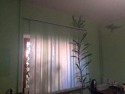 комерційна за адресою Степана Бандери вул., 8