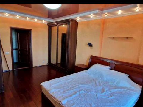 квартира по адресу Леся Курбаса просп., 7-Б