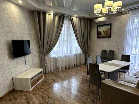 будинок за адресою Одеса, Китобійна вул.