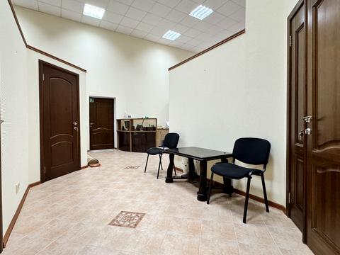 комерційна за адресою Кадетський Гай вул., 6