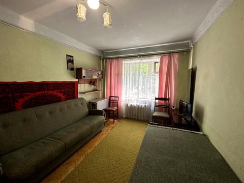 квартира за адресою Верховної Ради бульв., 28