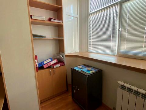 комерційна за адресою Бориса Гмирі вул., 2