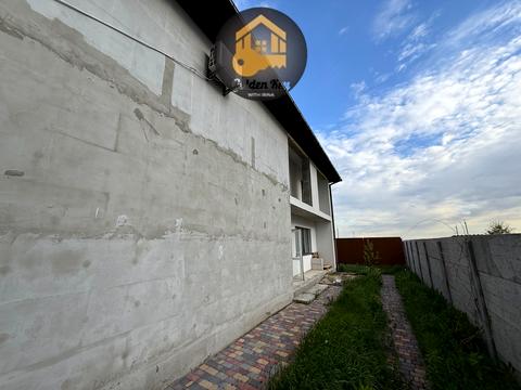 будинок за адресою Басейна