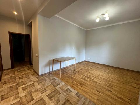 квартира за адресою Гетьмана Івана Мазепи вул. (Топольна), 37