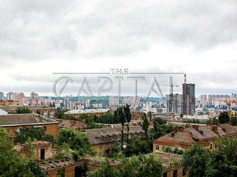 комерційна за адресою Дмитра Дорошенка вул. (Чигоріна), 2