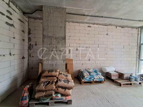 комерційна за адресою Осіння вул., 28