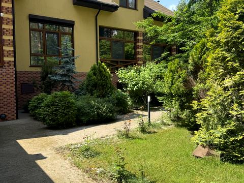 дом по адресу Осіння