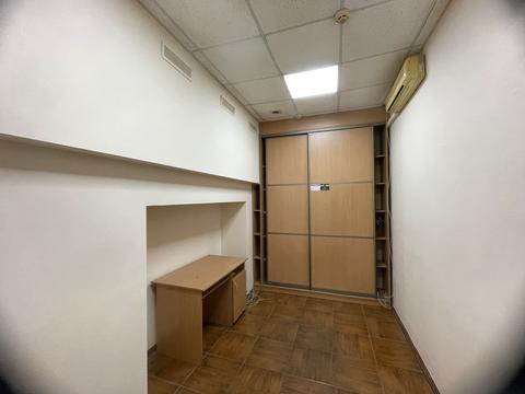 комерційна за адресою Оленівська вул., 16