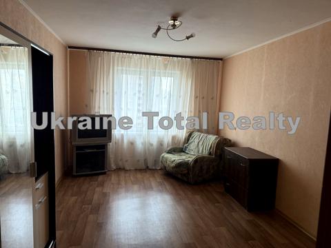 квартира за адресою Милославська вул., 16