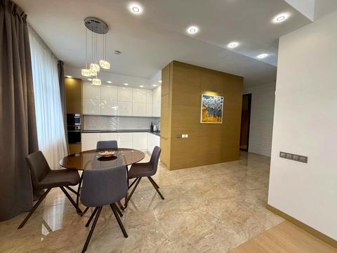 квартира за адресою Олександра Кониського вул., 44