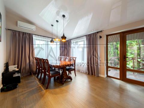 будинок за адресою 126-та Садова вул.