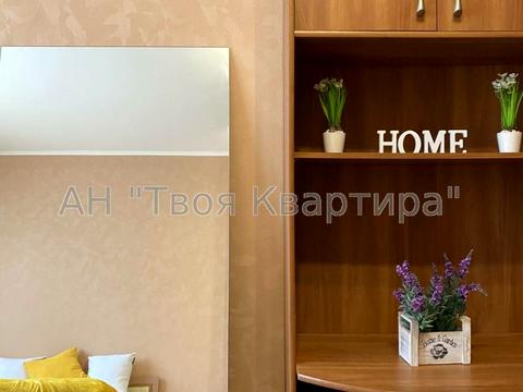 квартира за адресою Бориса Гмирі вул., 12-Б