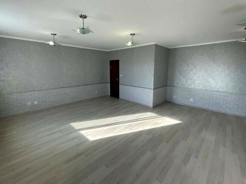 квартира за адресою Академіка Ющенка, 12