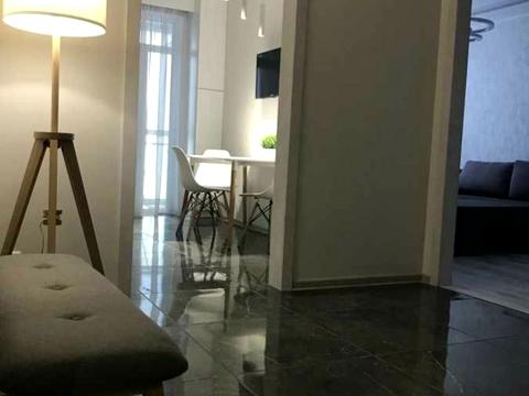 квартира за адресою Кобзаря бульв., 4