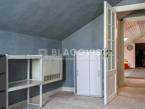 дом по адресу Киев, Центральная ул., 1