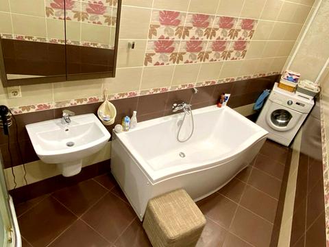 квартира за адресою Анни Ахматової вул., 31