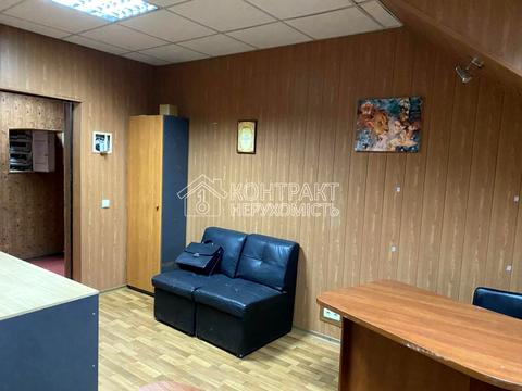 комерційна за адресою Космічна вул., 26