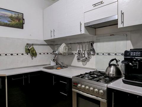 квартира за адресою Тролейбусна вул., 4