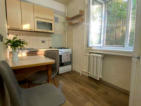 квартира за адресою Академіка Корольова вул., 6