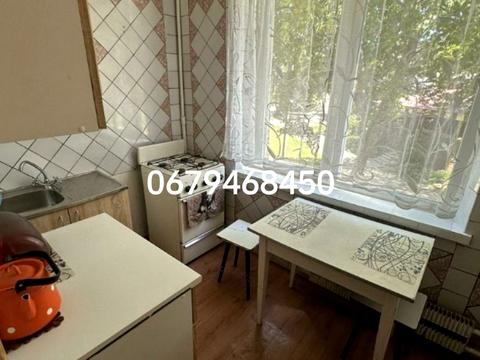 квартира за адресою Нескорених вул. (Героїв Праці), 4