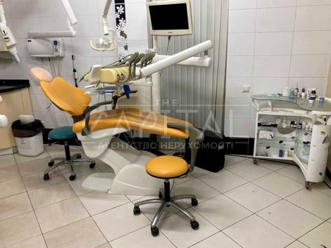 комерційна за адресою Білогородська вул., 51