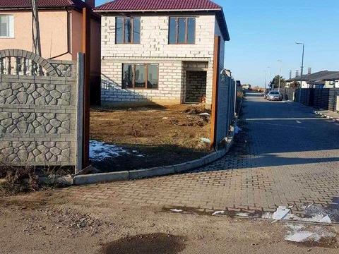 будинок за адресою Червона рута