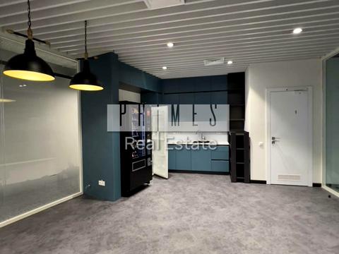 комерційна за адресою Зоологічна вул., 5/1