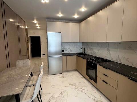 квартира по адресу Степана Бандери ул., 30-А