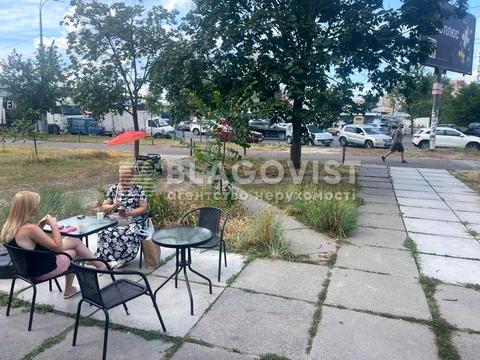 комерційна за адресою Героїв Дніпра вул., 32