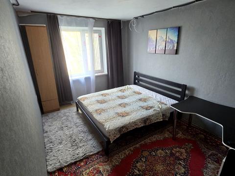 квартира за адресою Космонавтів вул., 146а