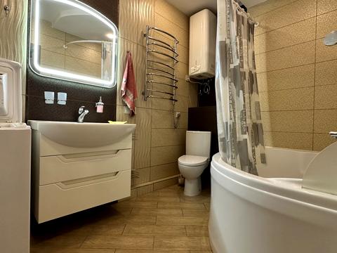 квартира за адресою Ревуцького вул., 9