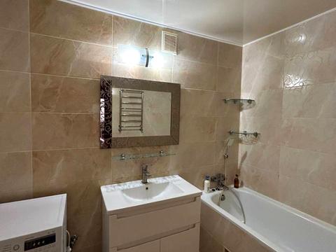 квартира за адресою Чорновола вул., 182б