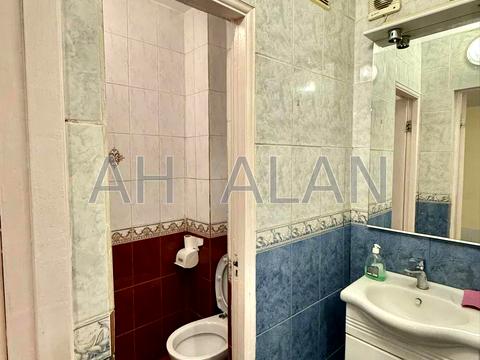 комерційна за адресою Голосіївська вул., 7