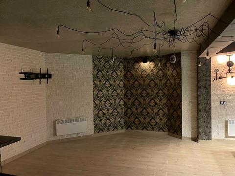 комерційна за адресою Західна вул., 10