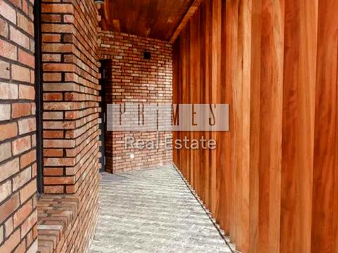 будинок за адресою петра сагайдачного