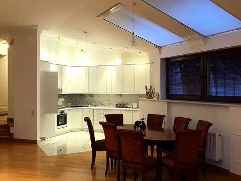 квартира по адресу Круглоуниверситетская ул., 18/2