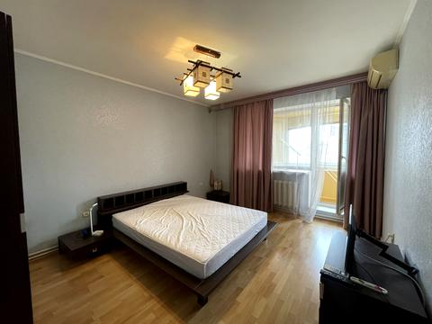 квартира за адресою Анни Ахматової вул., 13-Д