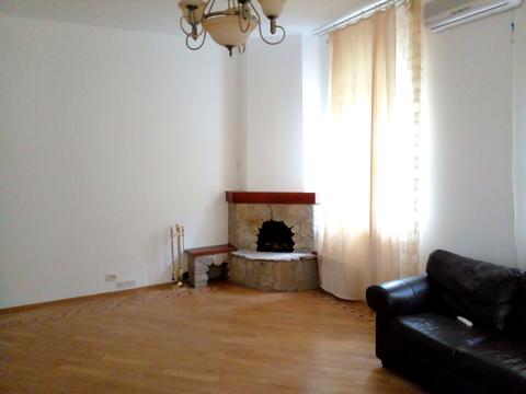 дом по адресу Голосеевский пер.