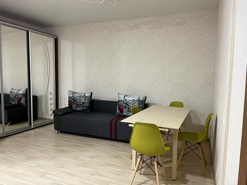 квартира за адресою Новоберегова вул., 12-А