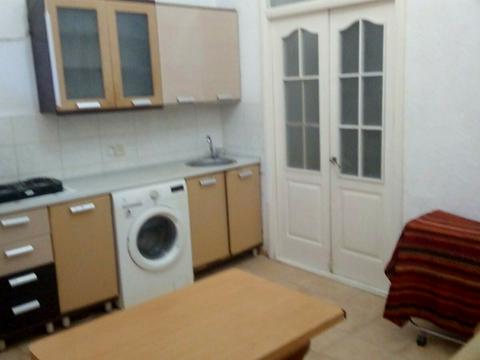 квартира за адресою Разумовского, 24