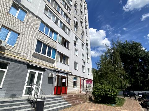 комерційна за адресою Головатого вул., 20
