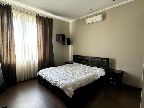 будинок за адресою Молодіжна