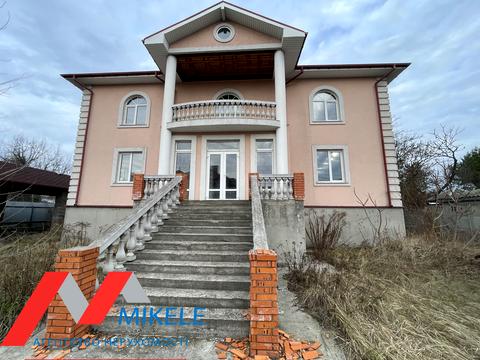 будинок за адресою смт. Козин, 2 лінія, 1