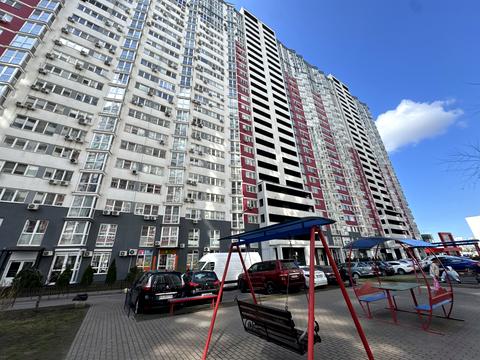 квартира за адресою Драгоманова вул., 2-Б