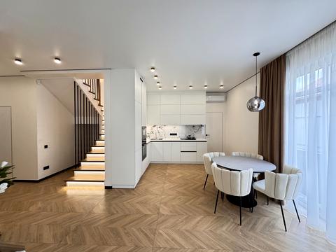 будинок за адресою Прикордонна вул.