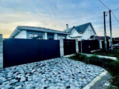 будинок за адресою Світанкова вул., 15