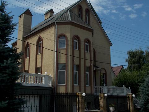 будинок за адресою Зоряна вул.